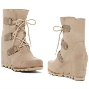 Sorel Joan of Arctic Wedge Mid Boots 8.5 -- TAN!!
